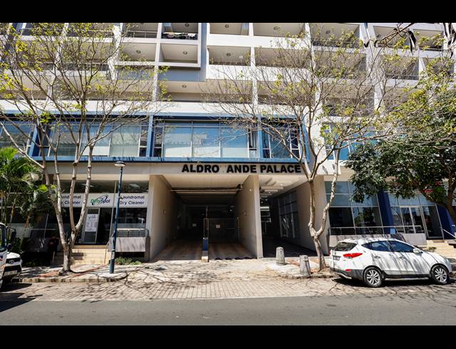 2 BEDROOM APARTMENT FOR SALE IN UMHLANGA RIDGE